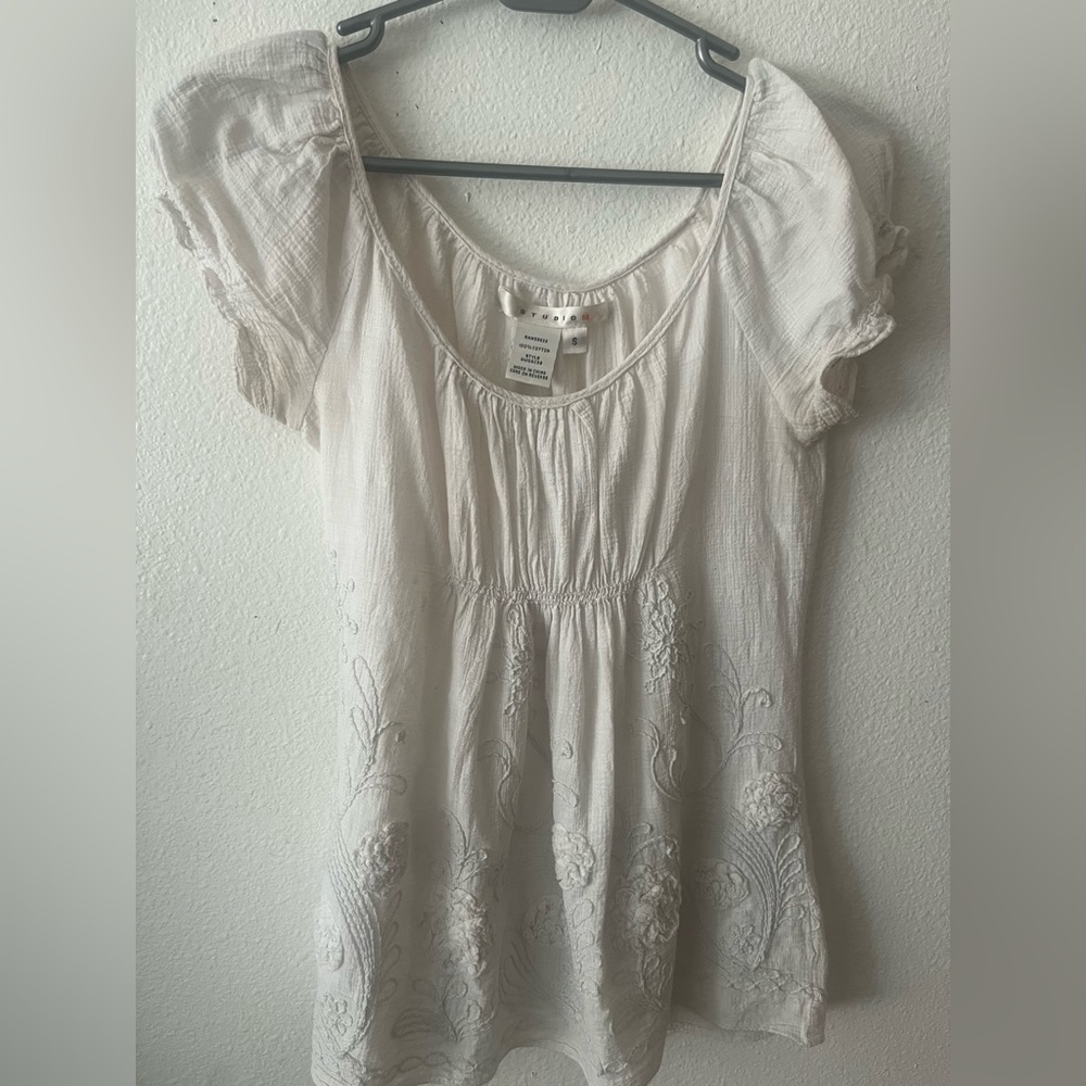 White studio M blouse